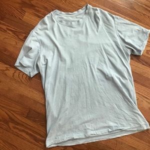 lululemon men’s light blue basic tee